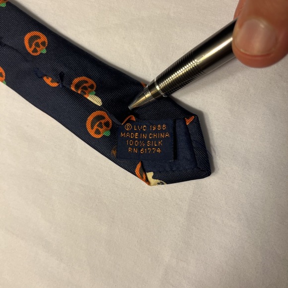 1988 Vintage Lillian Vernon Navy Blue Halloween Tie Ghost and Pumpkin - Picture 4 of 7